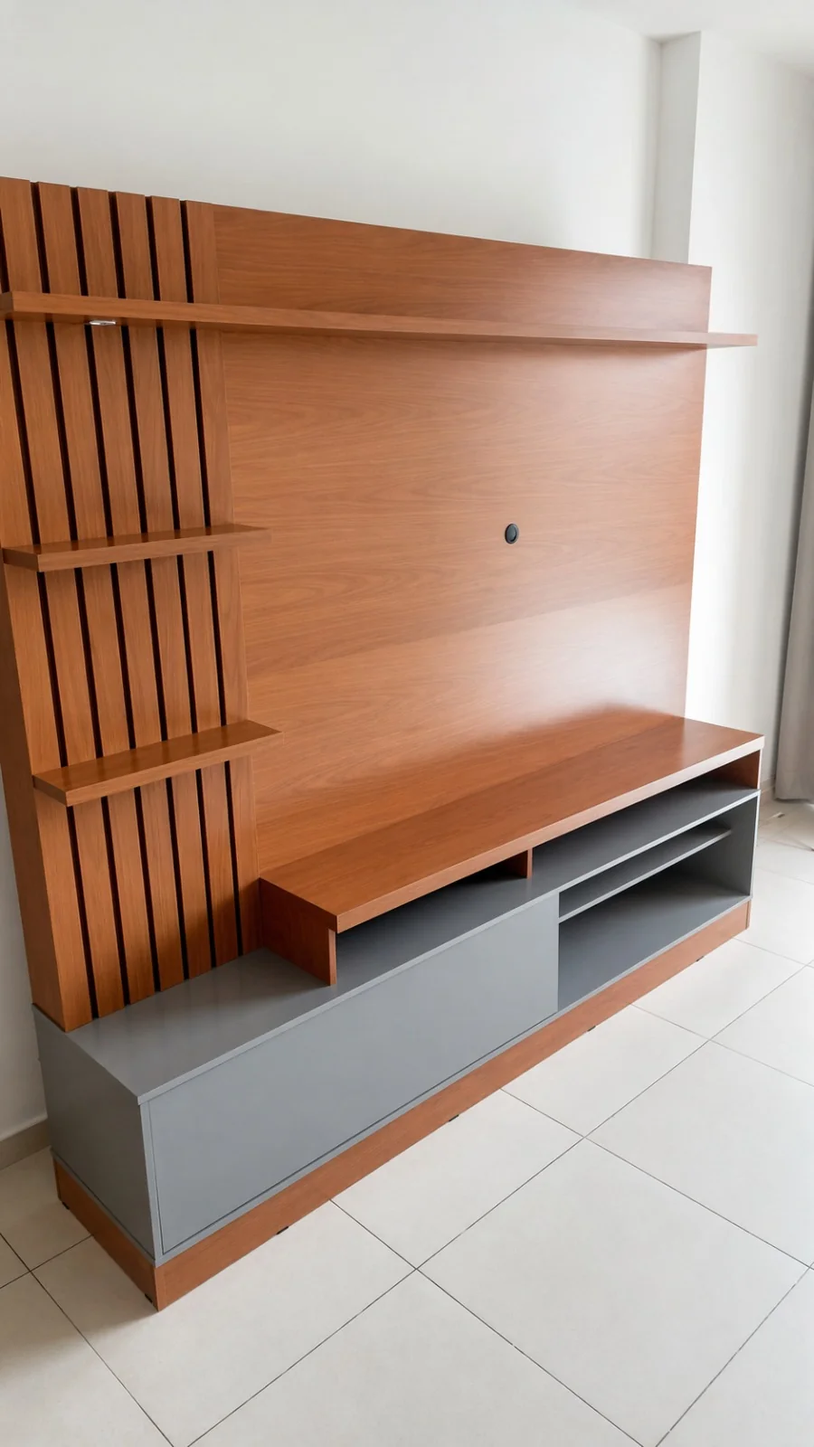 Guarda-Roupa Preto com Espelho